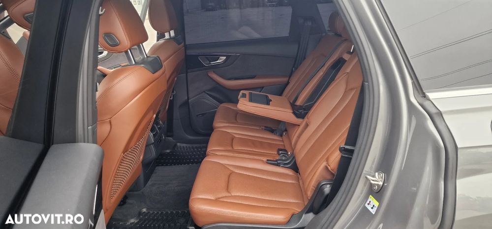 Audi Q7 - 9