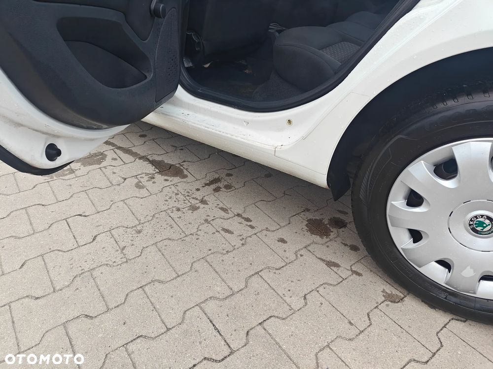 Skoda Octavia 1.6 TDI DPF Ambition - 17