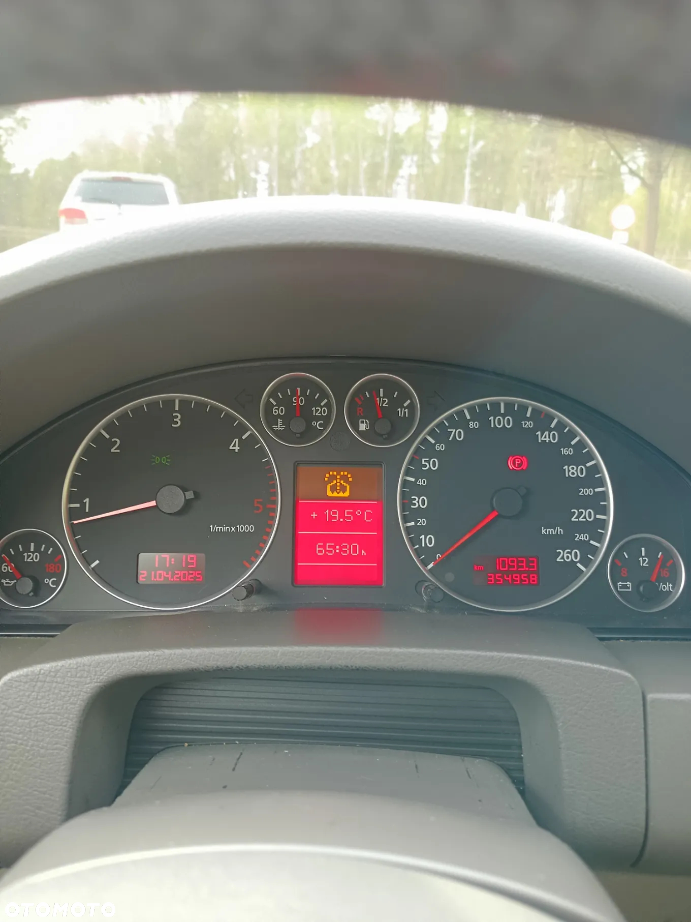 Audi A6 Avant 2.5 TDI quattro - 21