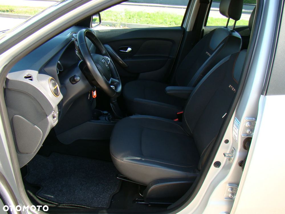 Dacia Sandero Stepway 0.9 TCe Laureate S&S - 24