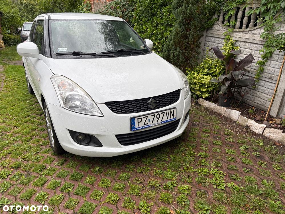 Suzuki Swift - 1