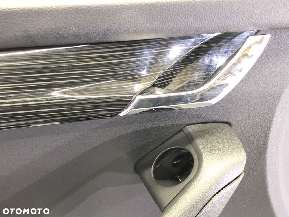 BOCZEK DRZWI LEWY PRZÓD  SKODA OCTAVIA III (5E3, NL3, NR3) 2012 - 2022 1.4 TSI 110 kW [150 KM] - 2