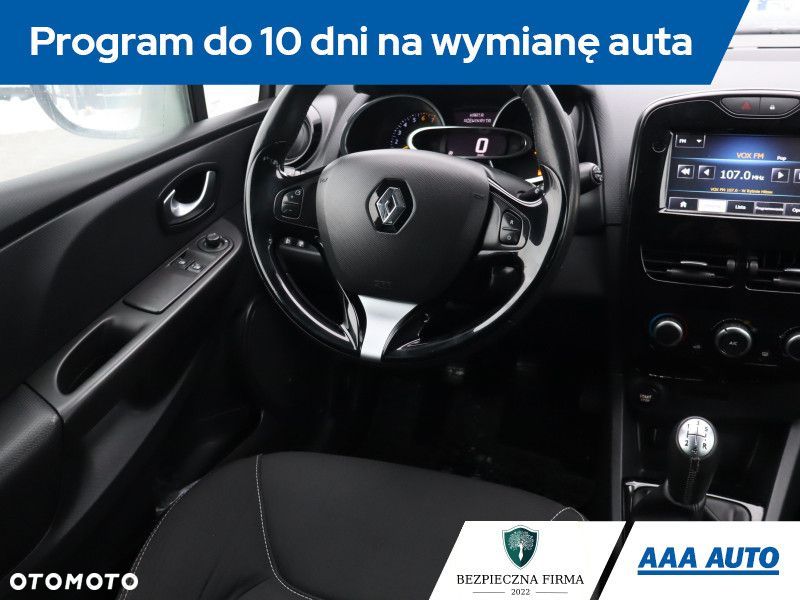 Renault Clio - 9