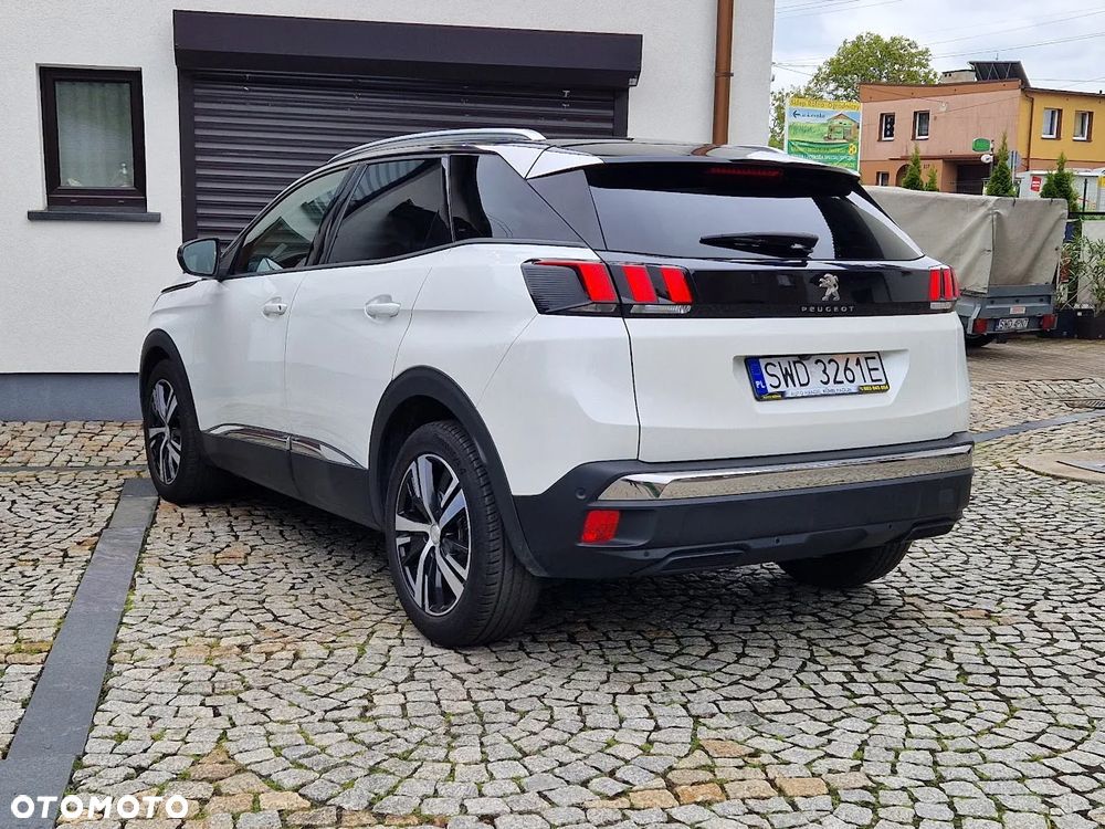 Peugeot 3008 PureTech 130 Stop & Start GPF Allure - 12