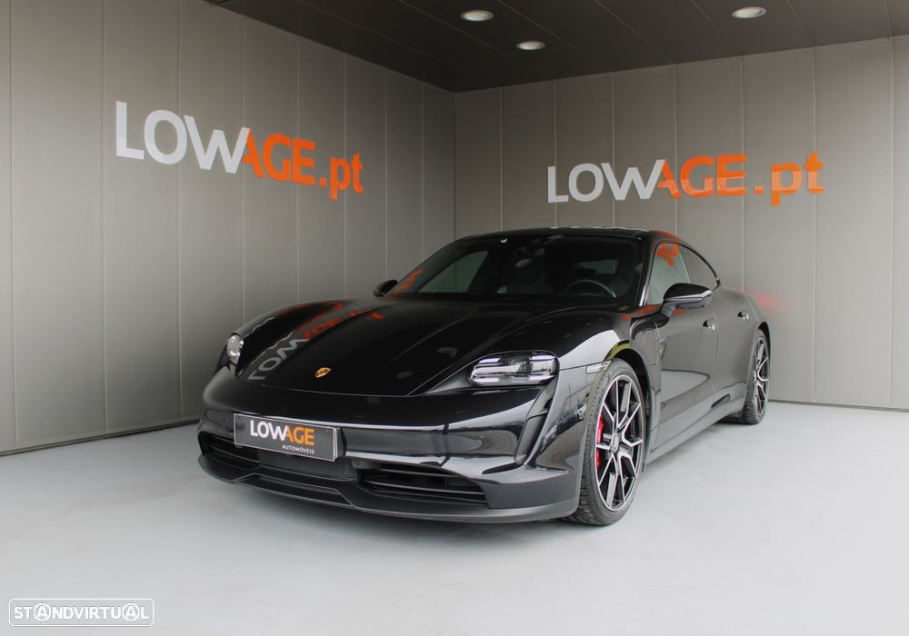 Porsche Taycan 4S - 31