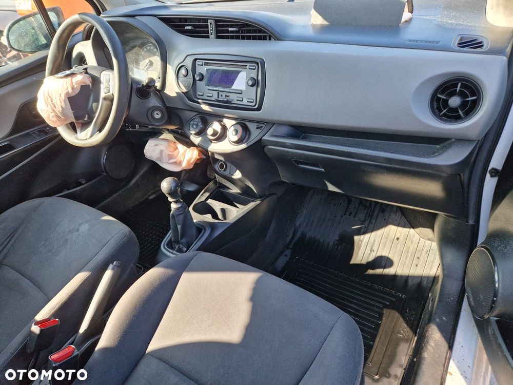 Toyota Yaris 1.5 Active - 15
