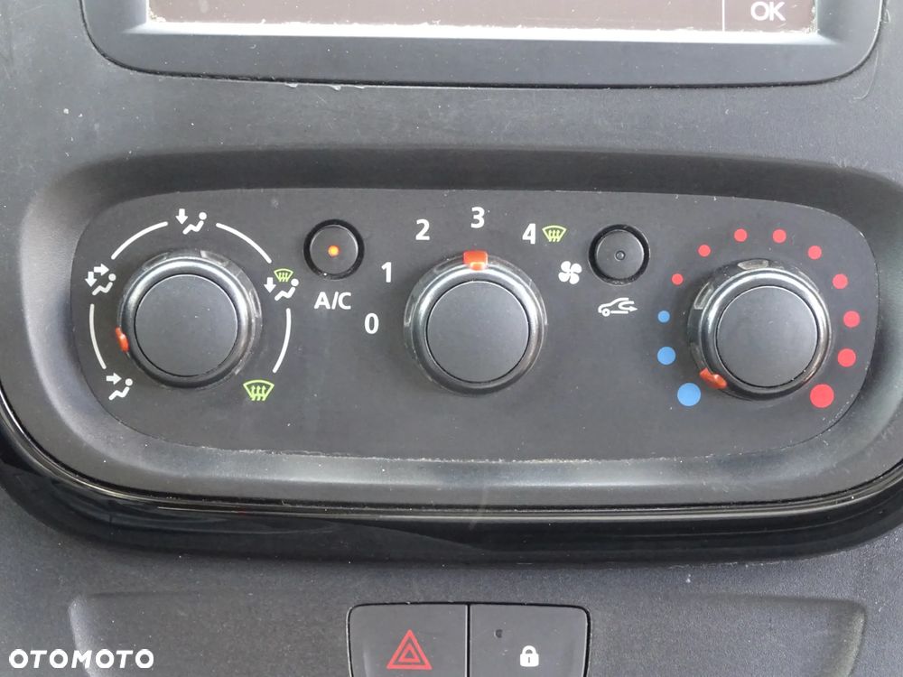 Opel Vivaro - 20