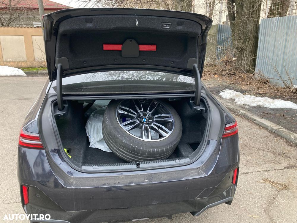 BMW Seria 5 520d xDrive Aut. - 18