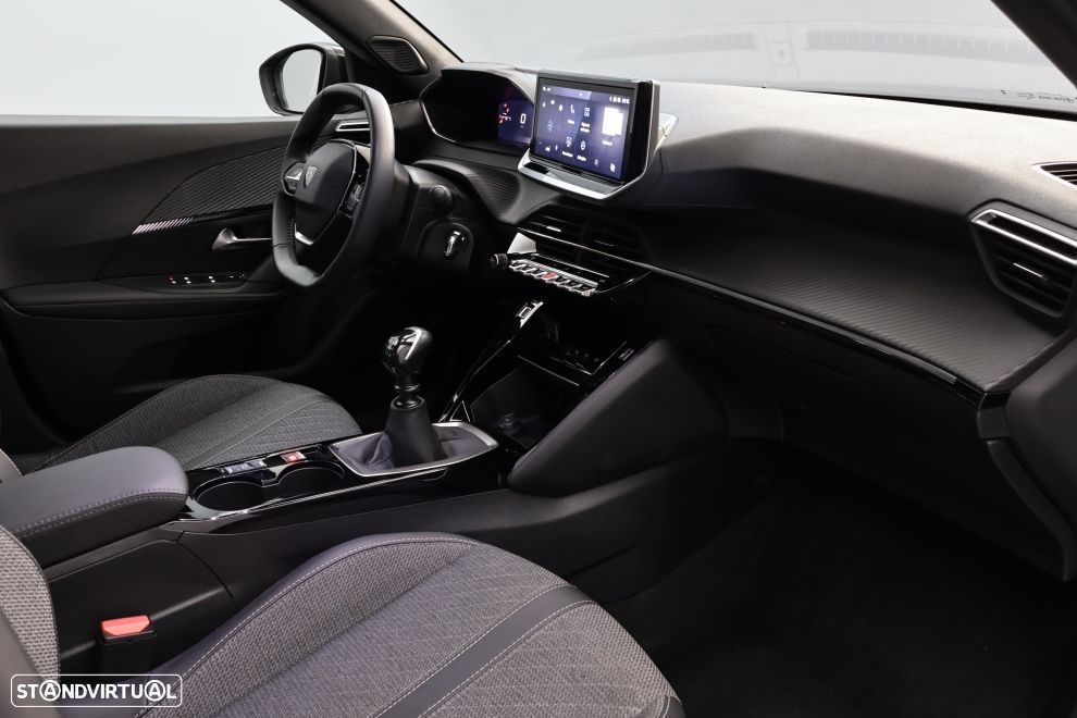 Peugeot 2008 1.2 PureTech Allure - 19