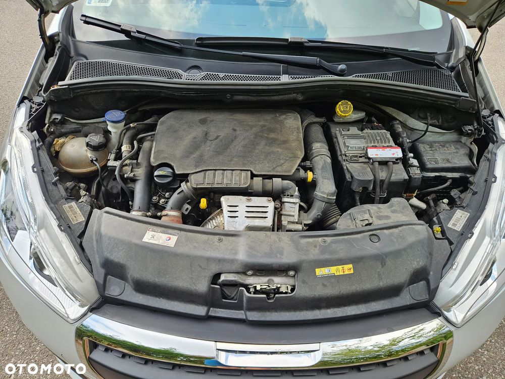 Peugeot 208 1.2 PureTech Allure S&S EAT6 - 25