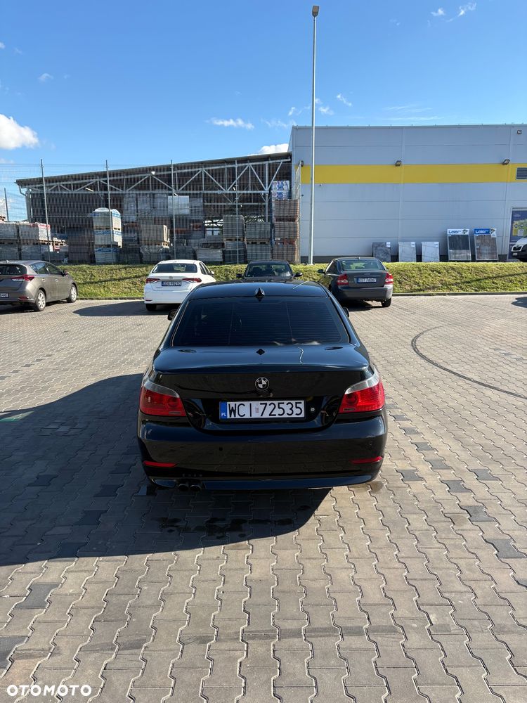 BMW Seria 5 525i - 6