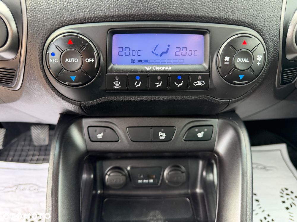 Hyundai ix35 1.7 CRDi 2WD blue Trend - 23