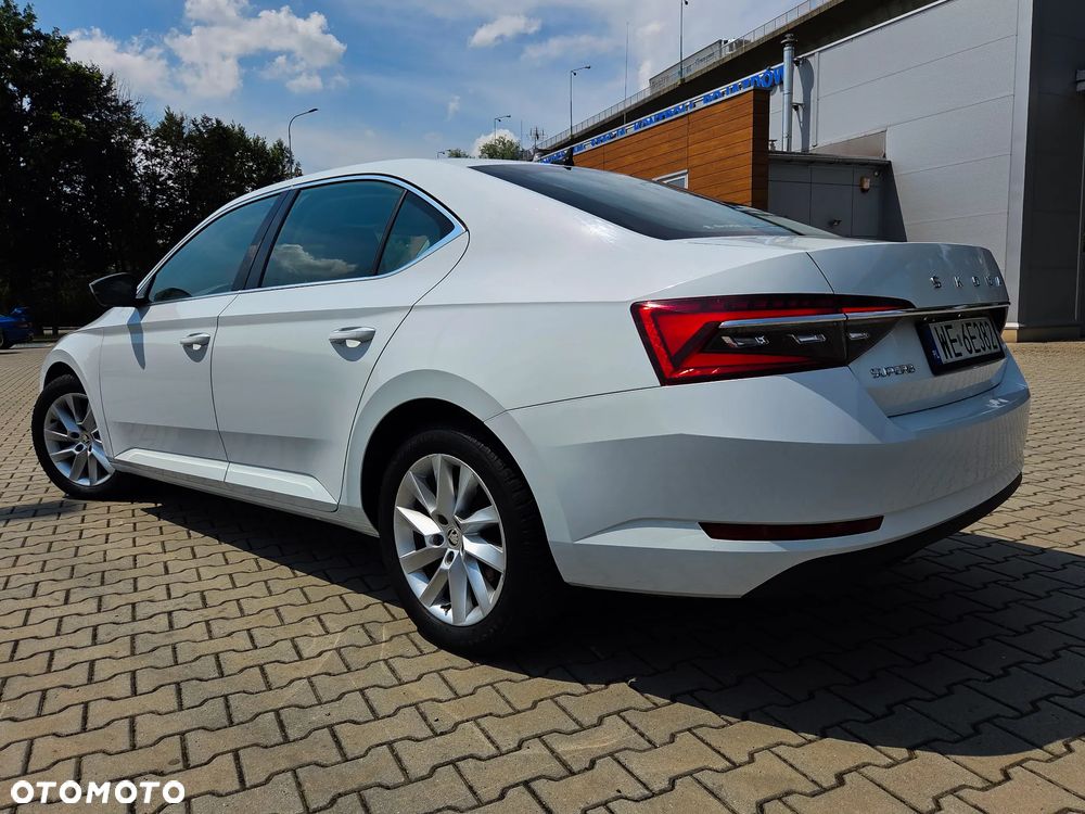 Skoda Superb 2.0 TDI SCR 4x4 Style DSG - 34