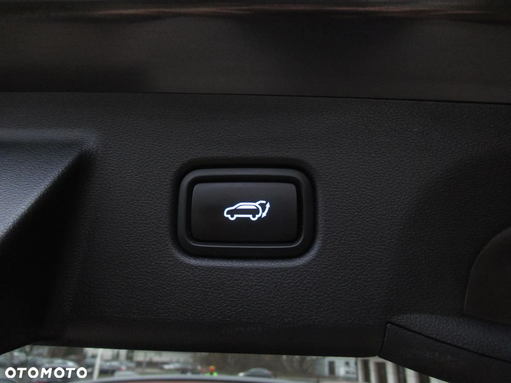 Hyundai Tucson 1.6 T-GDi HEV Executive 2WD - 36