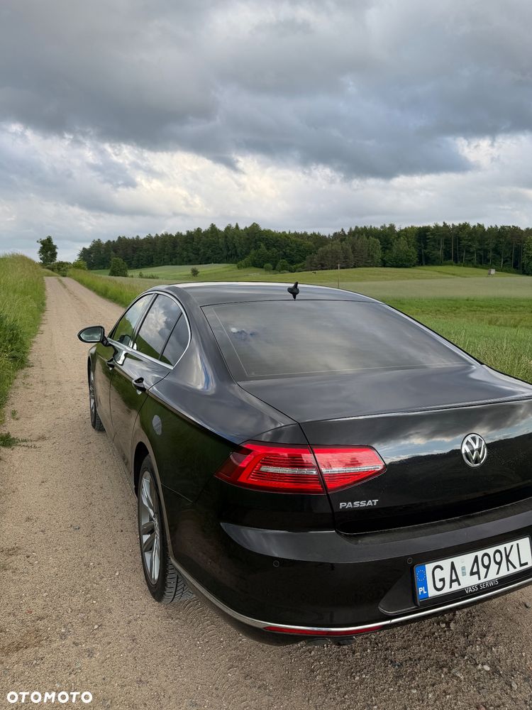 Volkswagen Passat 2.0 TDI BMT Highline DSG - 12