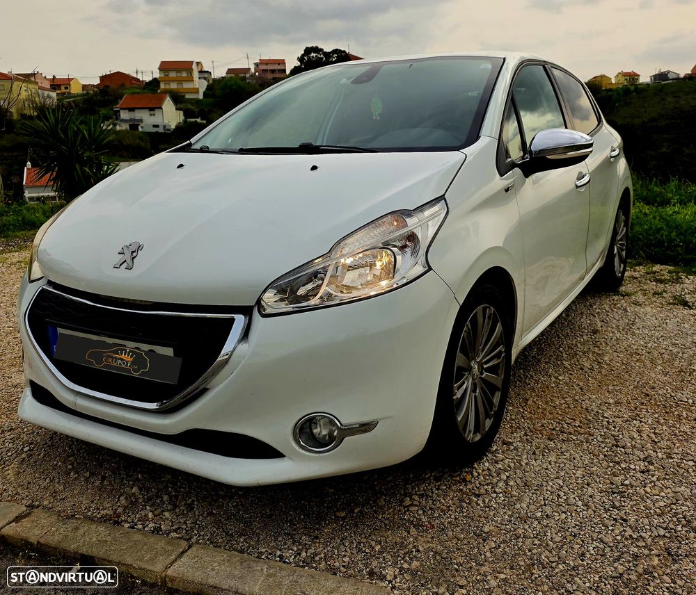 Peugeot 208 1.6 BlueHDi Style - 5