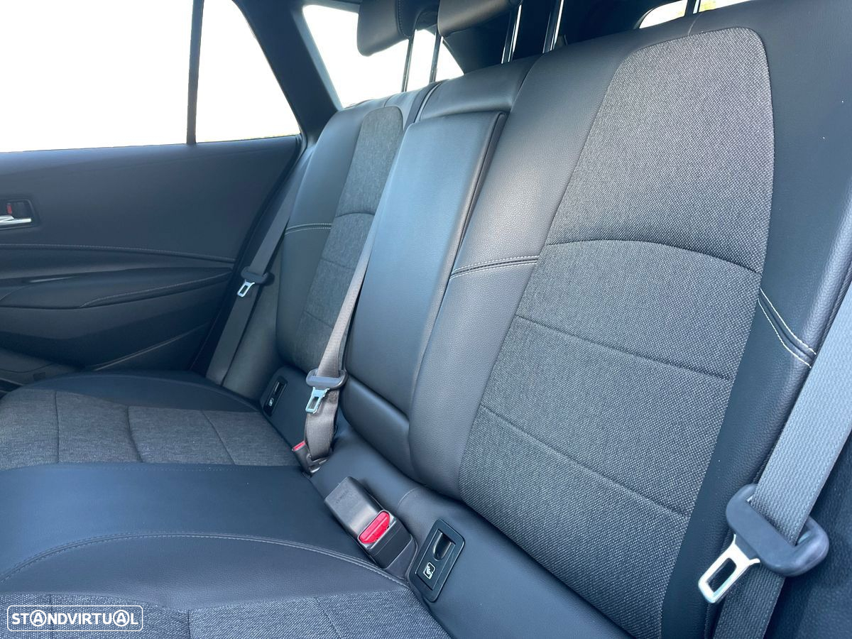Toyota Corolla Touring Sports 1.8 Hybrid Comfort Plus - 11