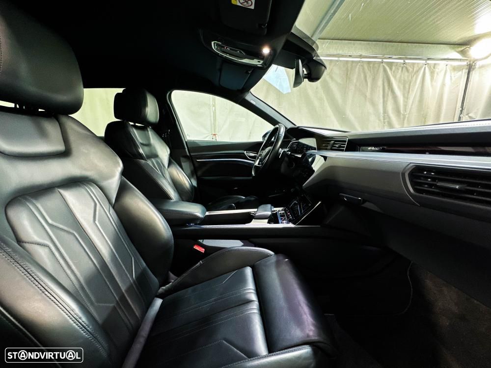 Audi e-tron 50 quattro S line - 30