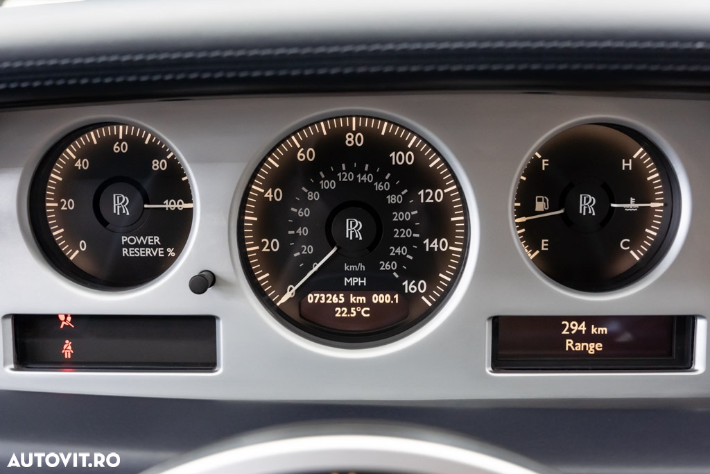 Rolls-Royce Phantom Standard - 10
