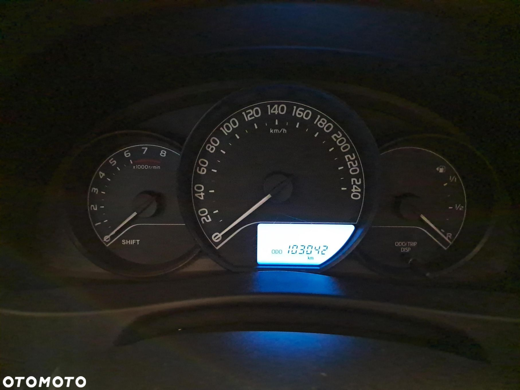 Toyota Auris 1.33 VVT-i Active - 13