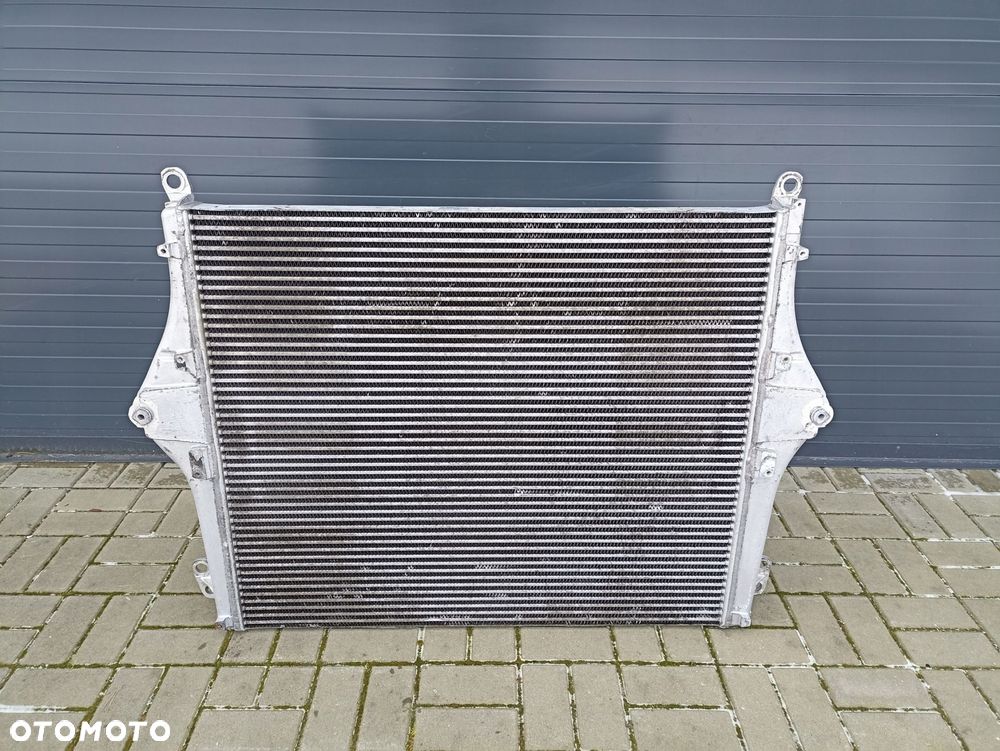 CHŁODNICA INTERCOOLER SCANIA S NOWY MODEL 2433151 - 2