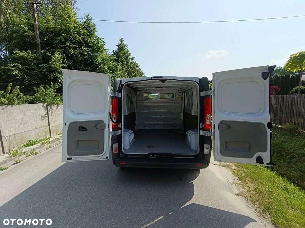 Opel Vivaro - 26