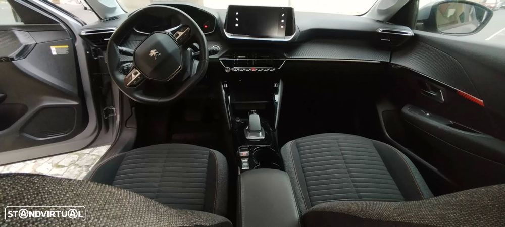 Peugeot e-208 50 kWh Active Pack - 11