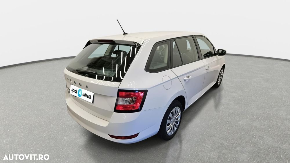 Skoda Fabia - 4