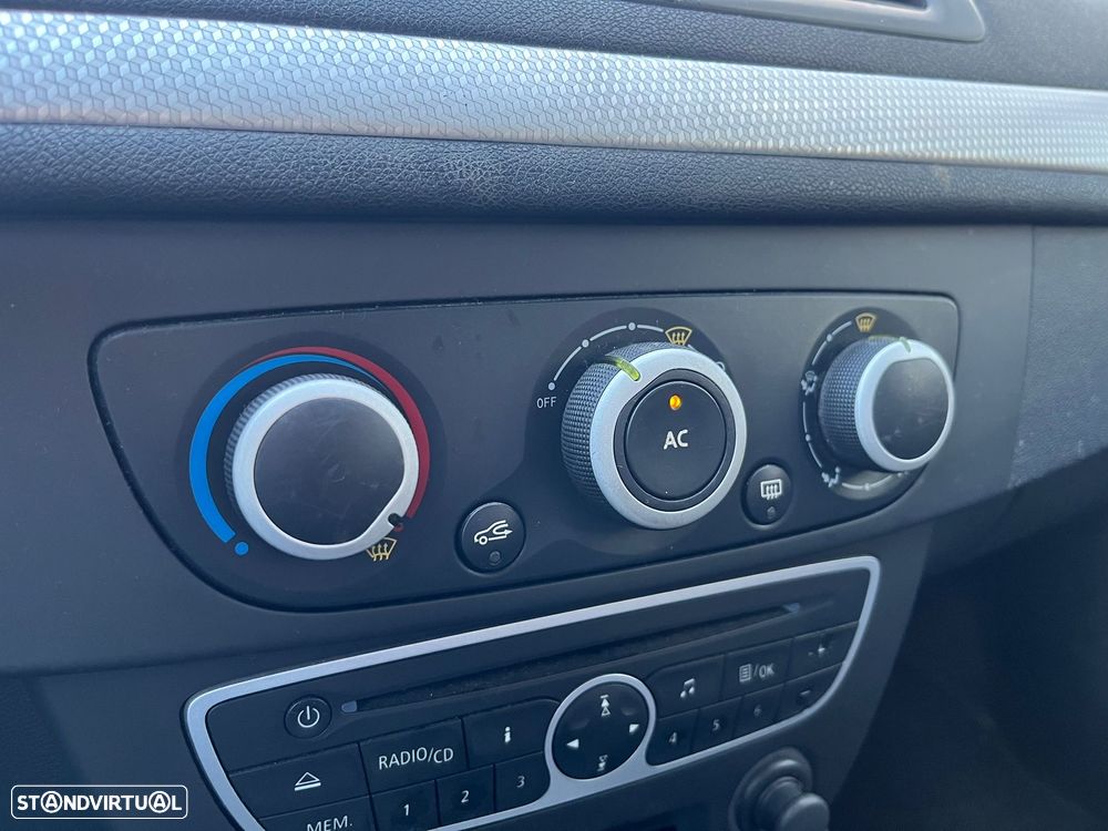 Renault Mégane Sport Tourer 1.5 dCi Dynamique - 13