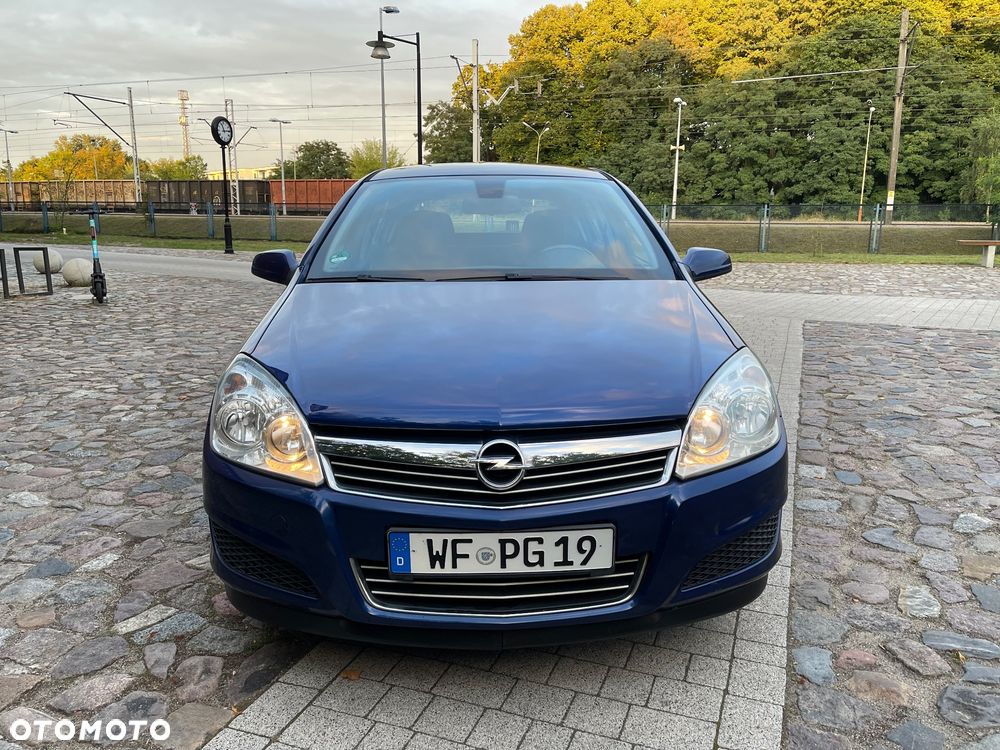 Opel Astra 1.6 - 24
