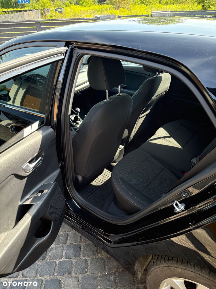 Kia Rio 1.2 L Business Line - 13