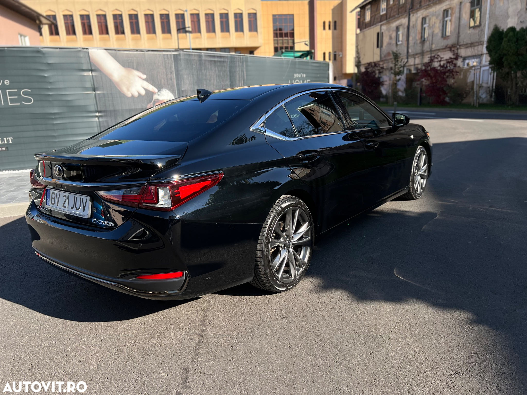 Lexus Seria ES 300h F Sport - 8