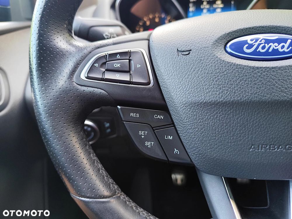 Ford Focus - 29