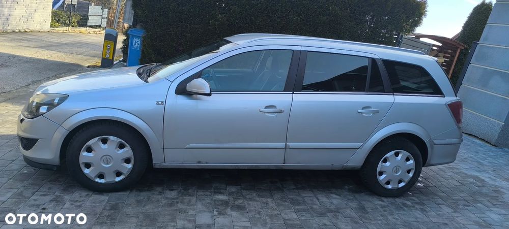 Opel Astra 1.6 Edition 111 Jahre - 3
