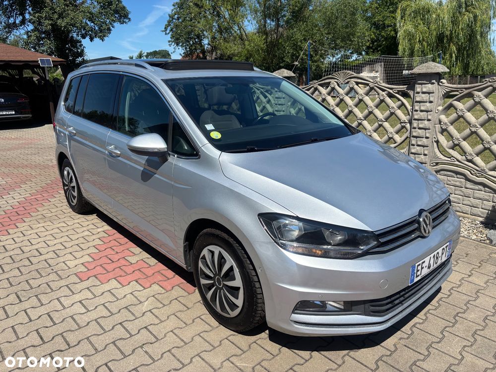 Volkswagen Touran 2.0 TDI SCR DSG Comfortline - 4