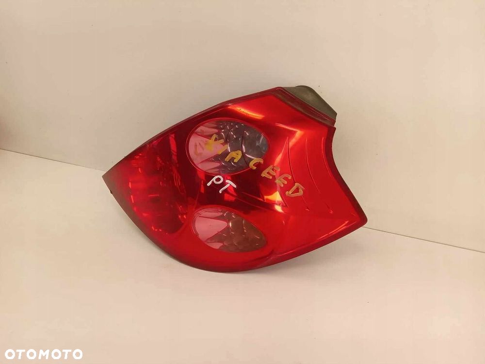 LAMPA PRAWA TYLNA TYŁ KIA CEED I 06-09 HB - 3