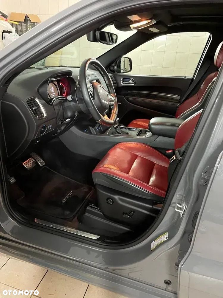 Dodge Durango 6.4 SRT - 12