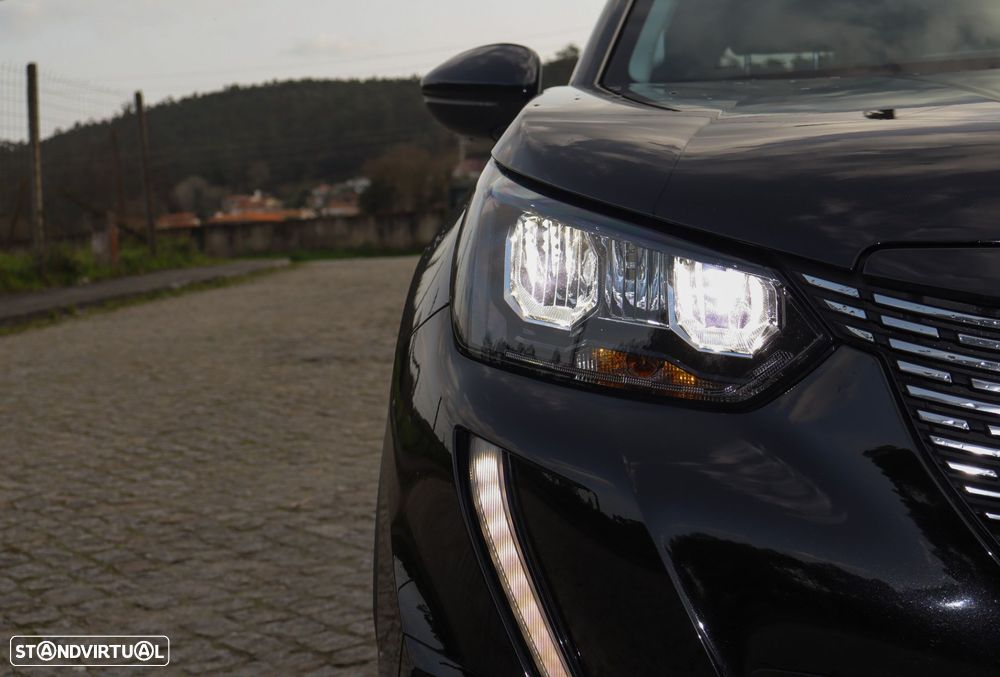 Peugeot 2008 1.2 PureTech Allure - 7