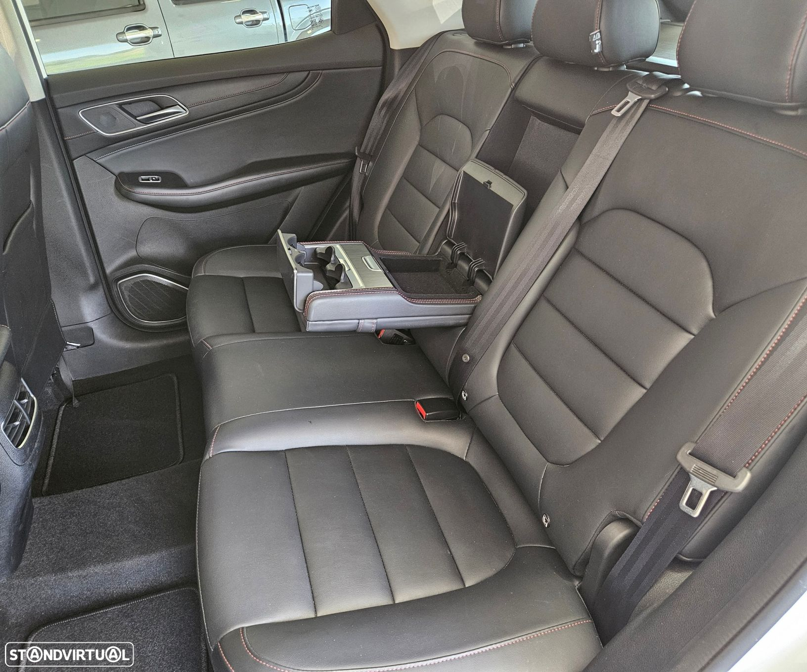MG EHS 1.5 T-GDI Plug-in Hybrid Comfort - 37