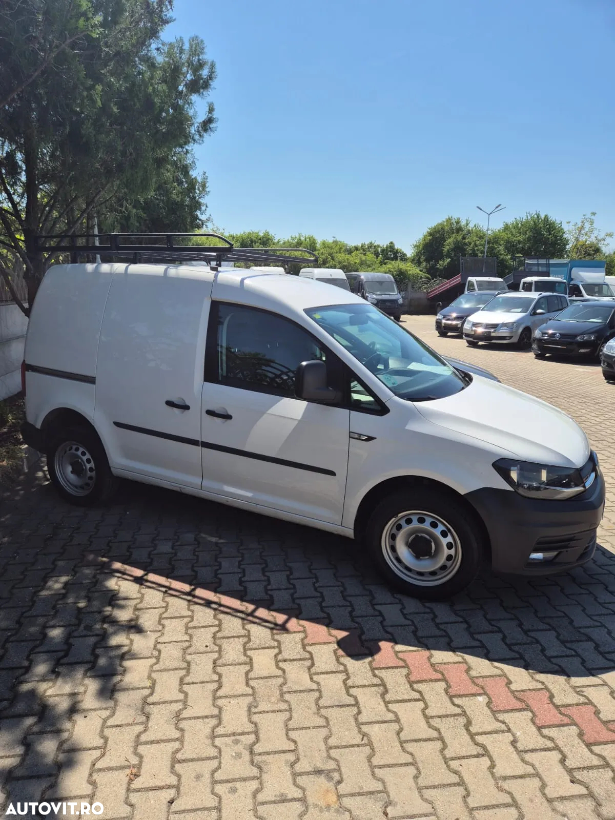 Volkswagen Caddy - 3