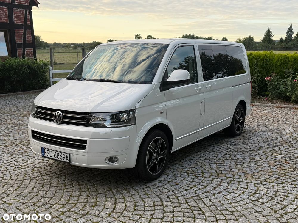 Volkswagen Multivan - 1