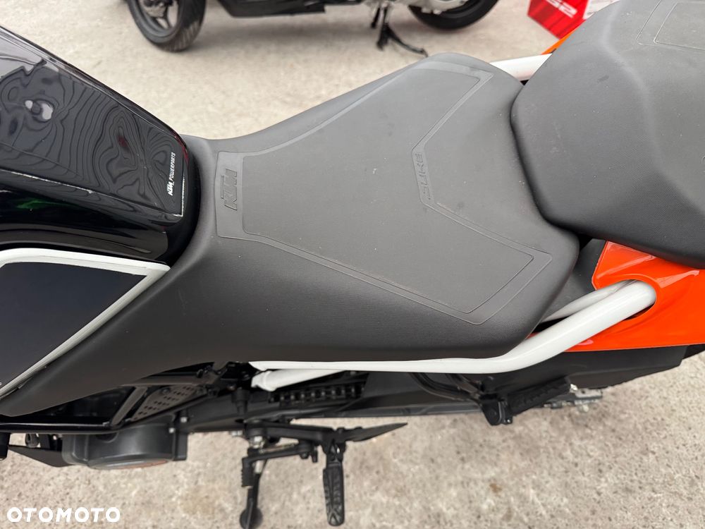 KTM Duke - 19