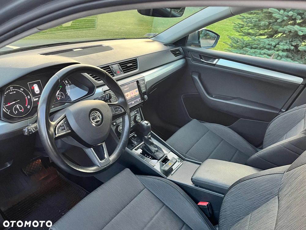 Skoda Superb 1.6 TDI Ambition DSG - 11