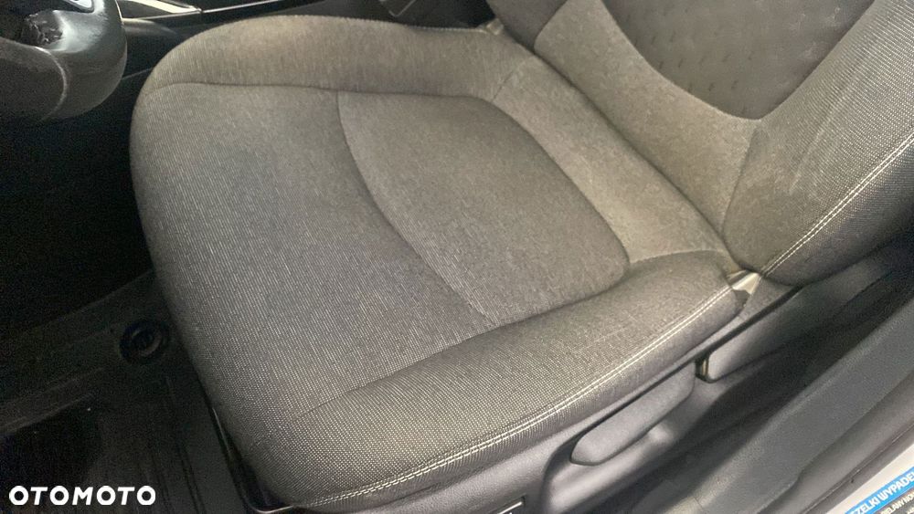 Toyota Corolla 1.8 Hybrid Style - 16