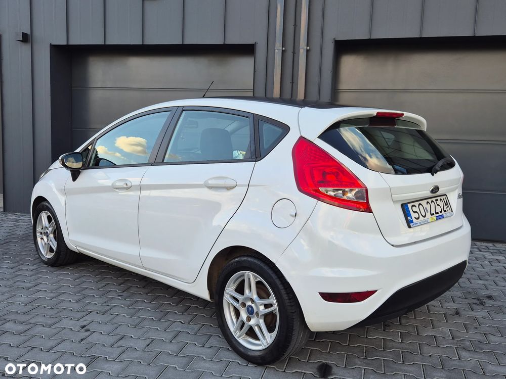 Ford Fiesta 1.25 Silver X (Trend) EU5 - 24