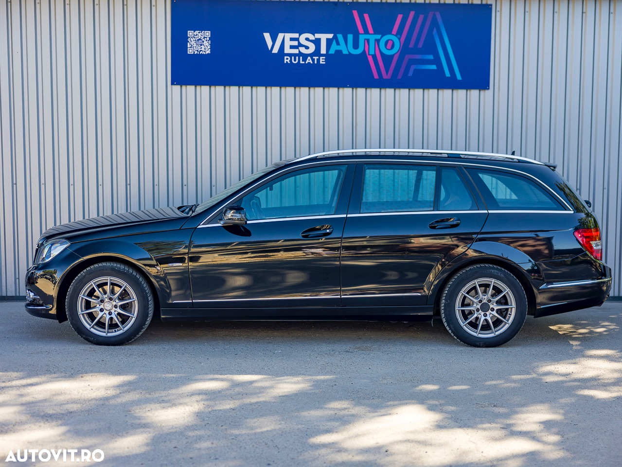Mercedes-Benz C 180 T BlueEFFICIENCY 7G-TRONIC - 12