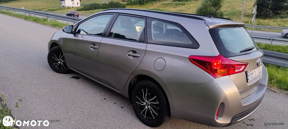 Toyota Auris 1.4 D-4D Active - 12