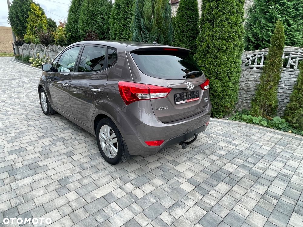 Hyundai ix20 1.4 Trend - 14