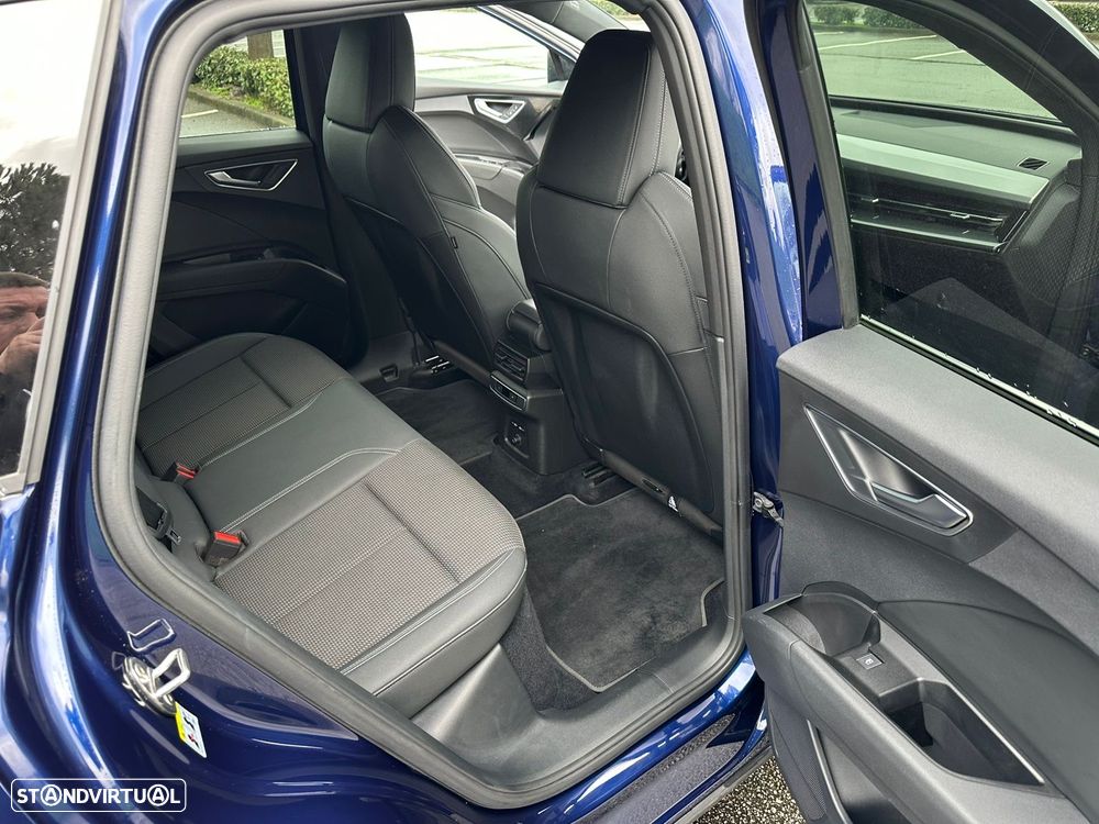 Audi Q4 e-tron 35 - 12
