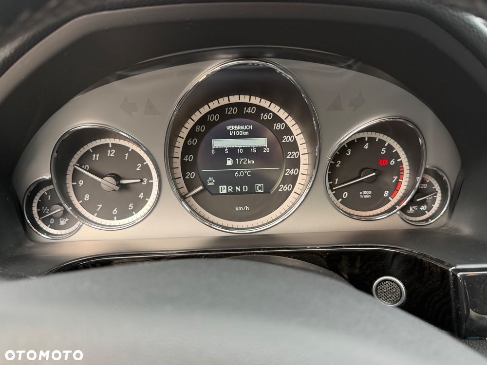 Mercedes-Benz Klasa E - 18